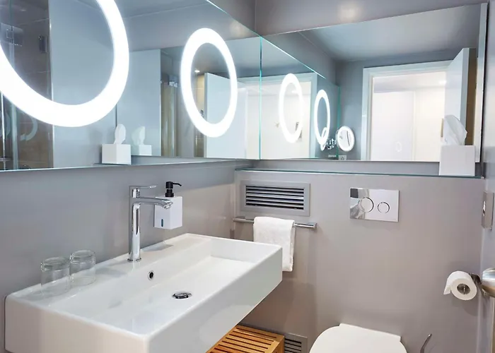 Otel Scandic Frankfurt Museumsufer 4*